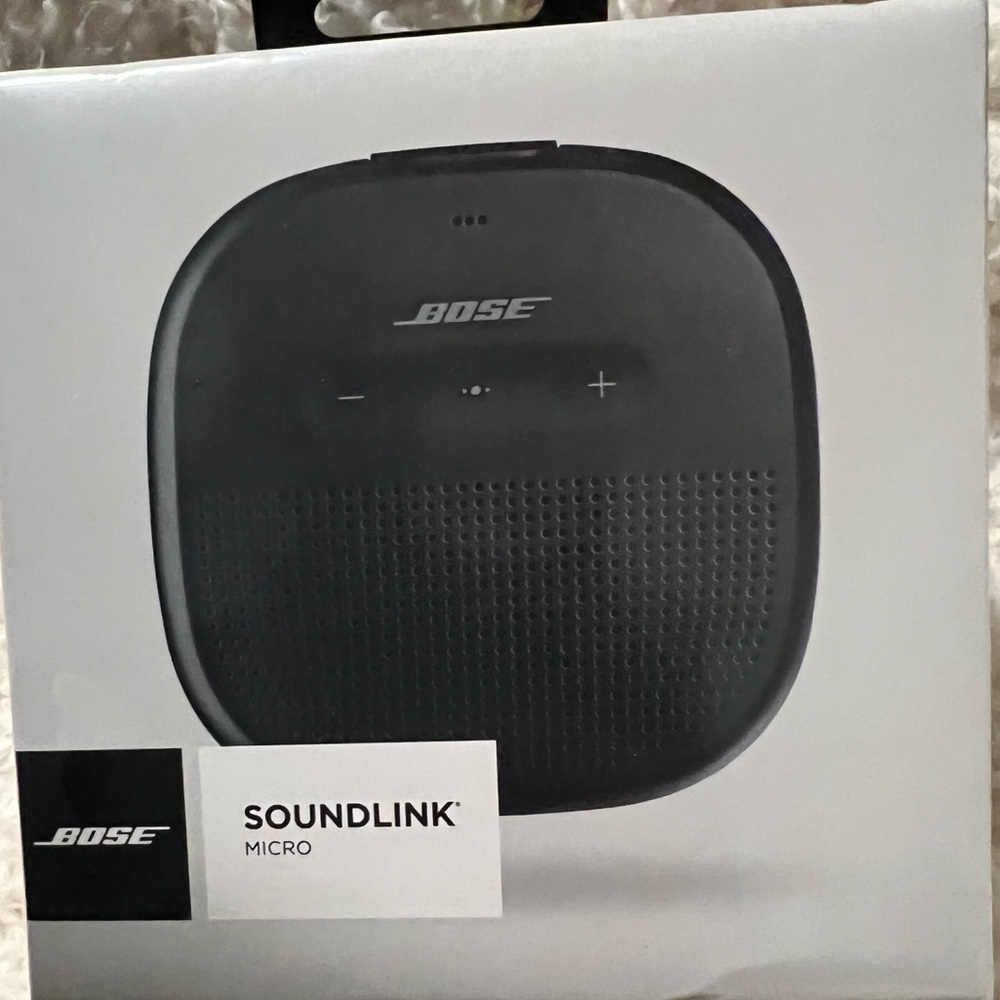 Bose SoundLink Micro (783342-0100) Portable Bluetooth Speaker System